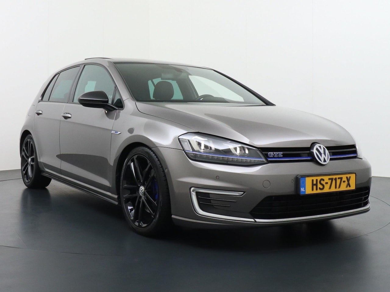 Volkswagen Golf - 1.4 TSI GTE PHEV, Leer, Panoramadak - AutoWereld.nl