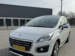 Peugeot 3008 - 1.2 2016 / Panoramadak / Camera / Trekhaak