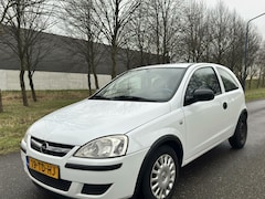 Opel Corsa - 1.2-16V Essentia INRUILKOOPJE ZO BINNEN ZO WEG