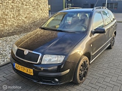 Skoda Fabia Combi - 1.4-16V Spirit+ Airco, Trekhaak, Cruise