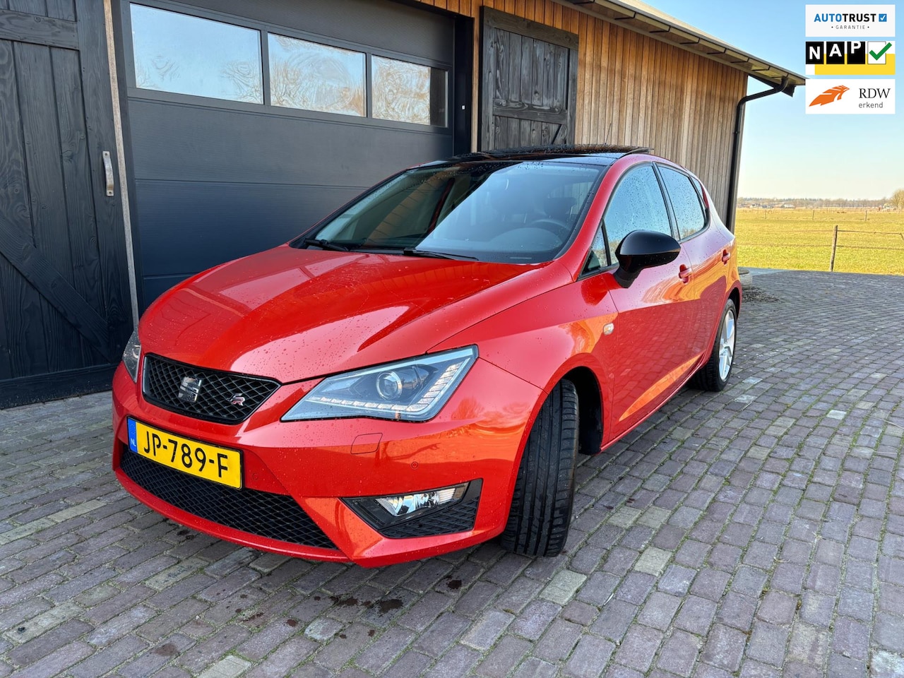 Seat Ibiza - 1.0 EcoTSI FR Connect 1.0 EcoTSI FR Connect , PANORAMADAK, LED ,PDC, NAVIGATIE, - AutoWereld.nl