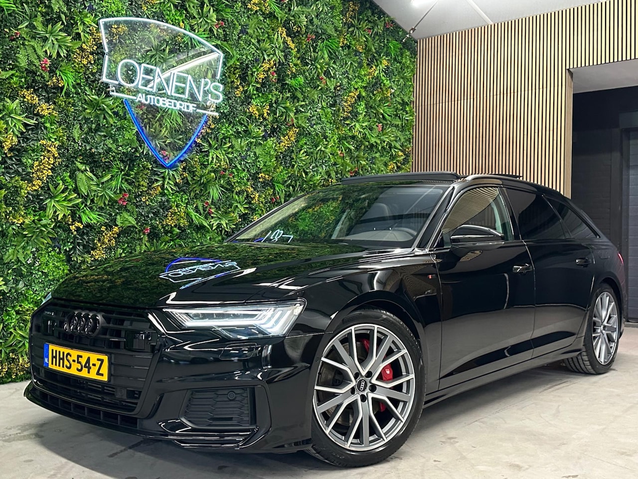 Audi A6 Avant - 55 TFSI e quattro Competition / Pano / ACC / Camera - AutoWereld.nl