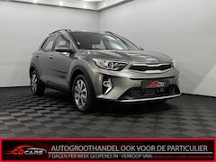 Kia Stonic - 1.0 T-GDi MHEV DynamicPlusLine Clima, Camera, Navi, Winterpakket, Cruise control adaptief,