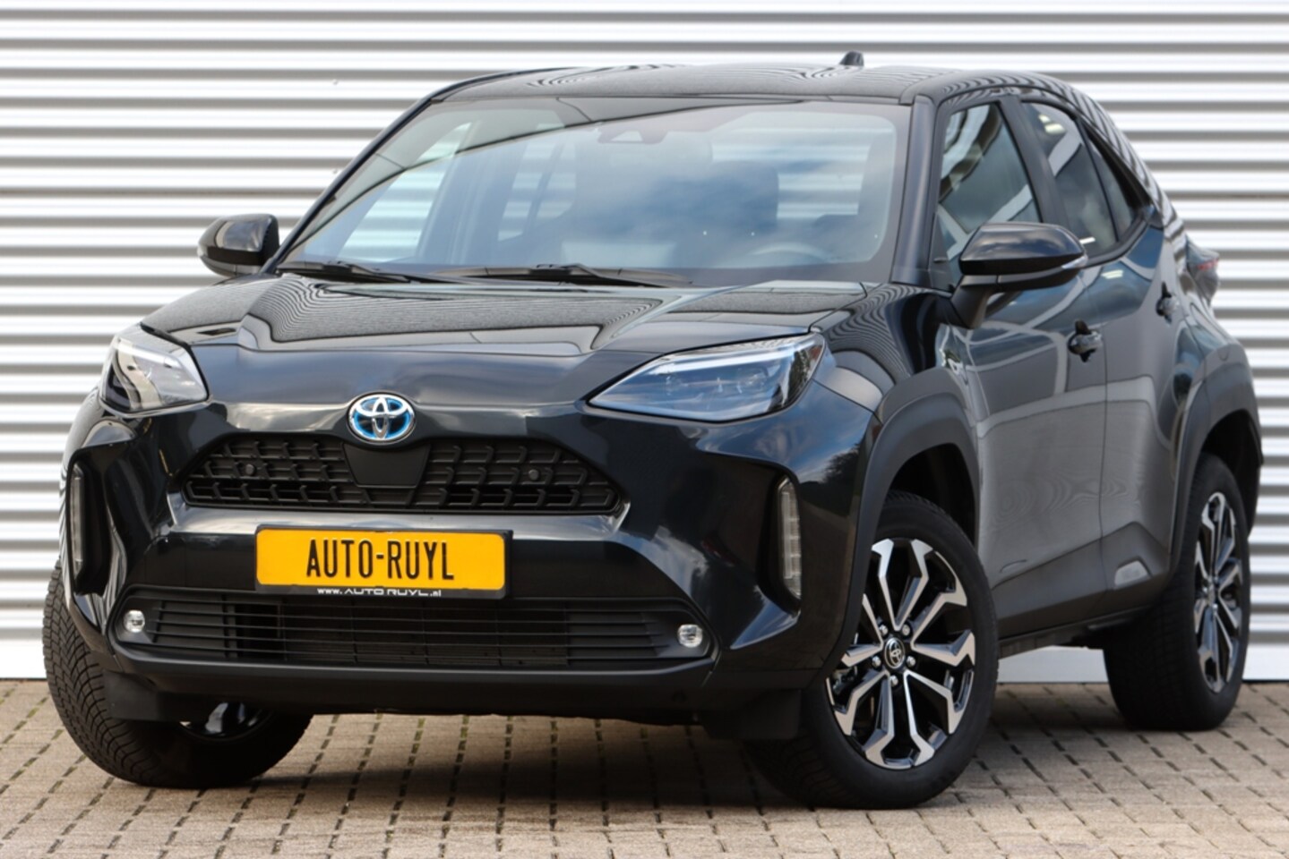 Toyota Yaris Cross - 1.5 Hybrid Dynamic Carplay / Safety+ Winter Pakket - AutoWereld.nl