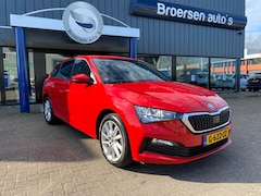 Skoda Scala - 1.0 TSI 116pk DSG-7 Sport Business met Trekhaak, Smartlink en Stoelv