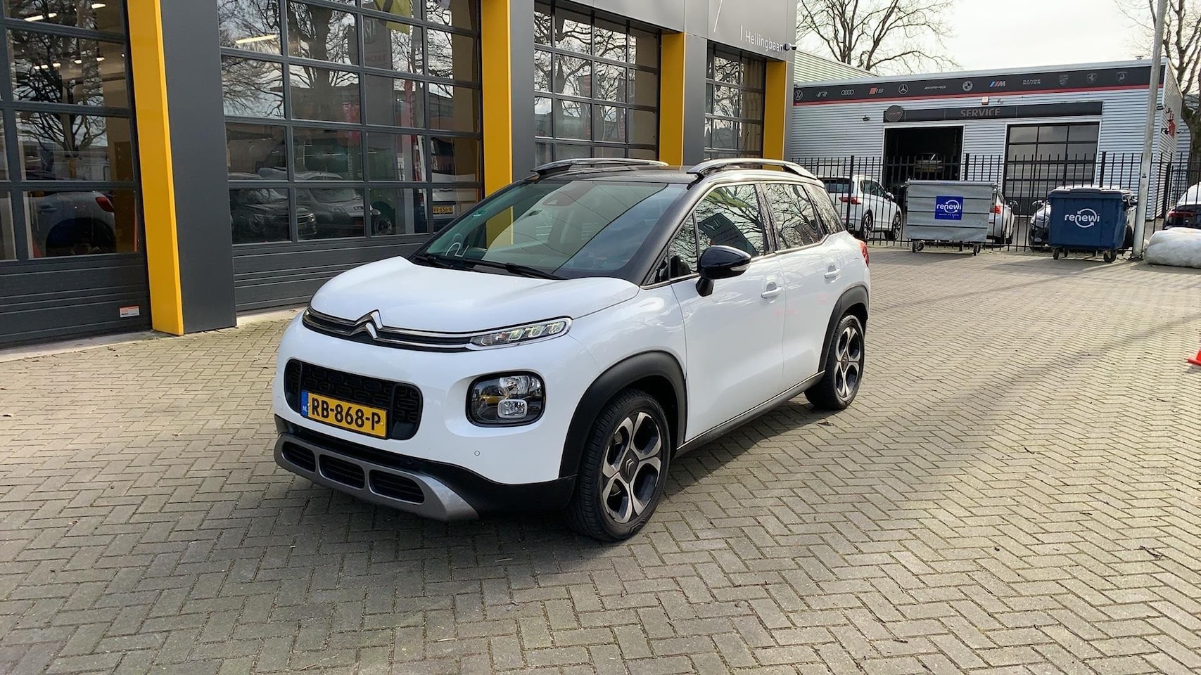 Citroën C3 Aircross - 1.2 PureTech S&S Shine | Trekhaak | Navigatiesysteem | Half lederen bekleding | Automatisc - AutoWereld.nl