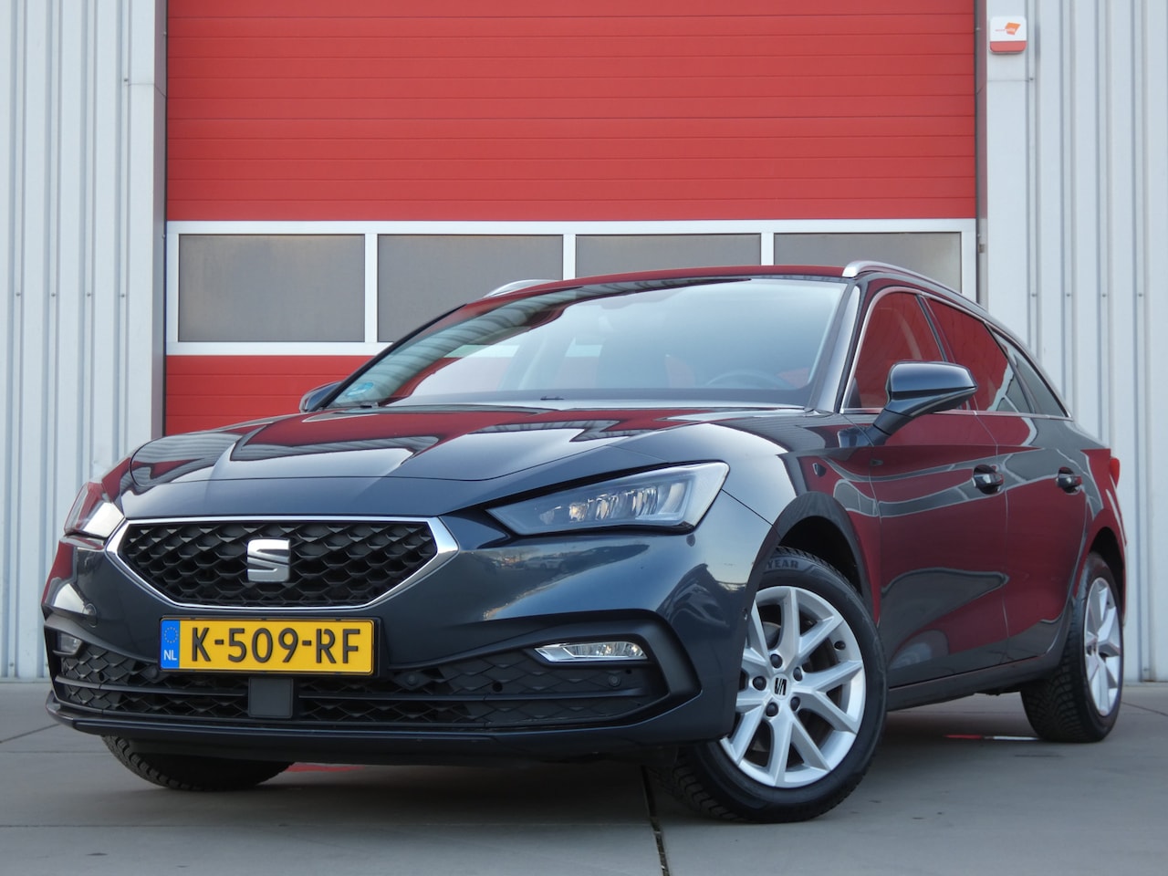 Seat Leon Sportstourer - 1.5 TSI Style Launch Edition/ lage km/ zeer mooi! - AutoWereld.nl