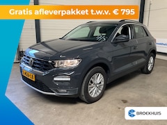 Volkswagen T-Roc - 1.0 TSI 110 pk Style | Parkeersensoren | ACC |