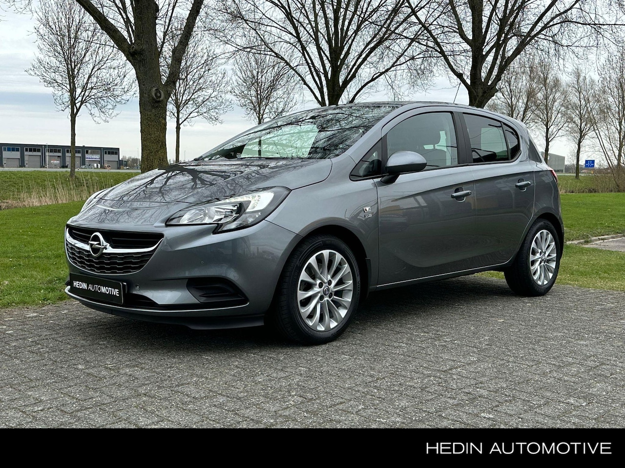 Opel Corsa - 1.0 Turbo 120 Jaar Edition AIRCO l CAMERA l PARKEERSENSOREN l CARPLAY APPLE/ANDROID - AutoWereld.nl