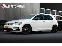 Volkswagen Golf - 7.5 1.4 TSI 126 pk Highline R-Line / Keyless/ LED-Xenon/ Sport-Stoelen/ Stoel.Verw/ Adap.C