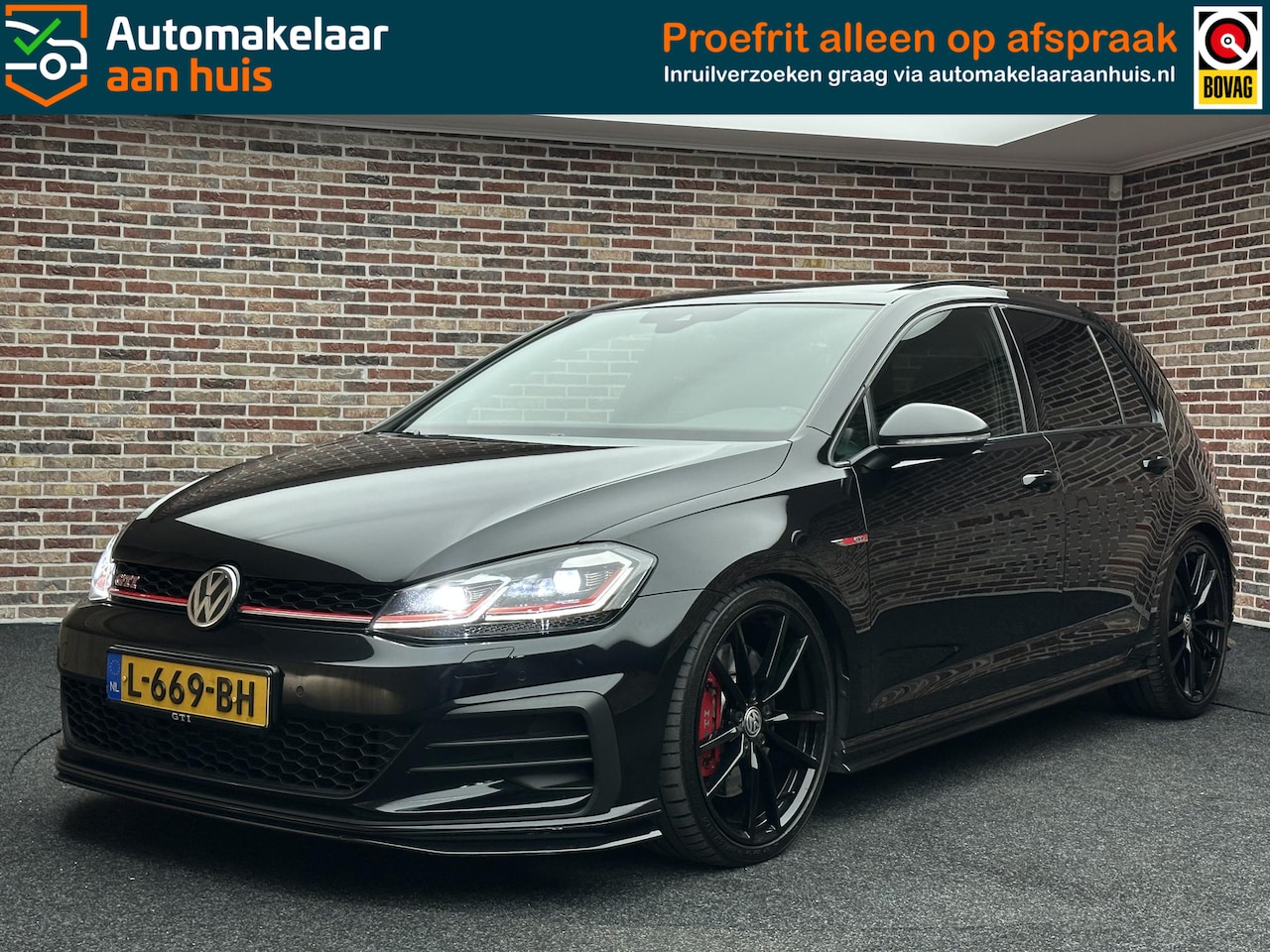 Volkswagen Golf - 2.0 TSI GTI TCR Panorama DynAudio Camera DSG - AutoWereld.nl