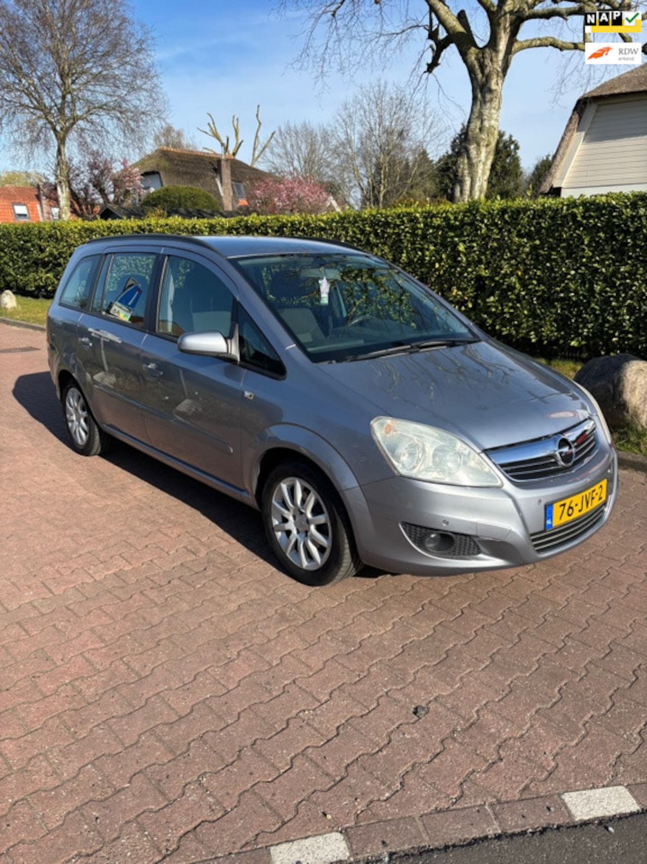 Opel Zafira - 1.8 Temptation 7-PERS 125DKM NAP AIRCO! - AutoWereld.nl