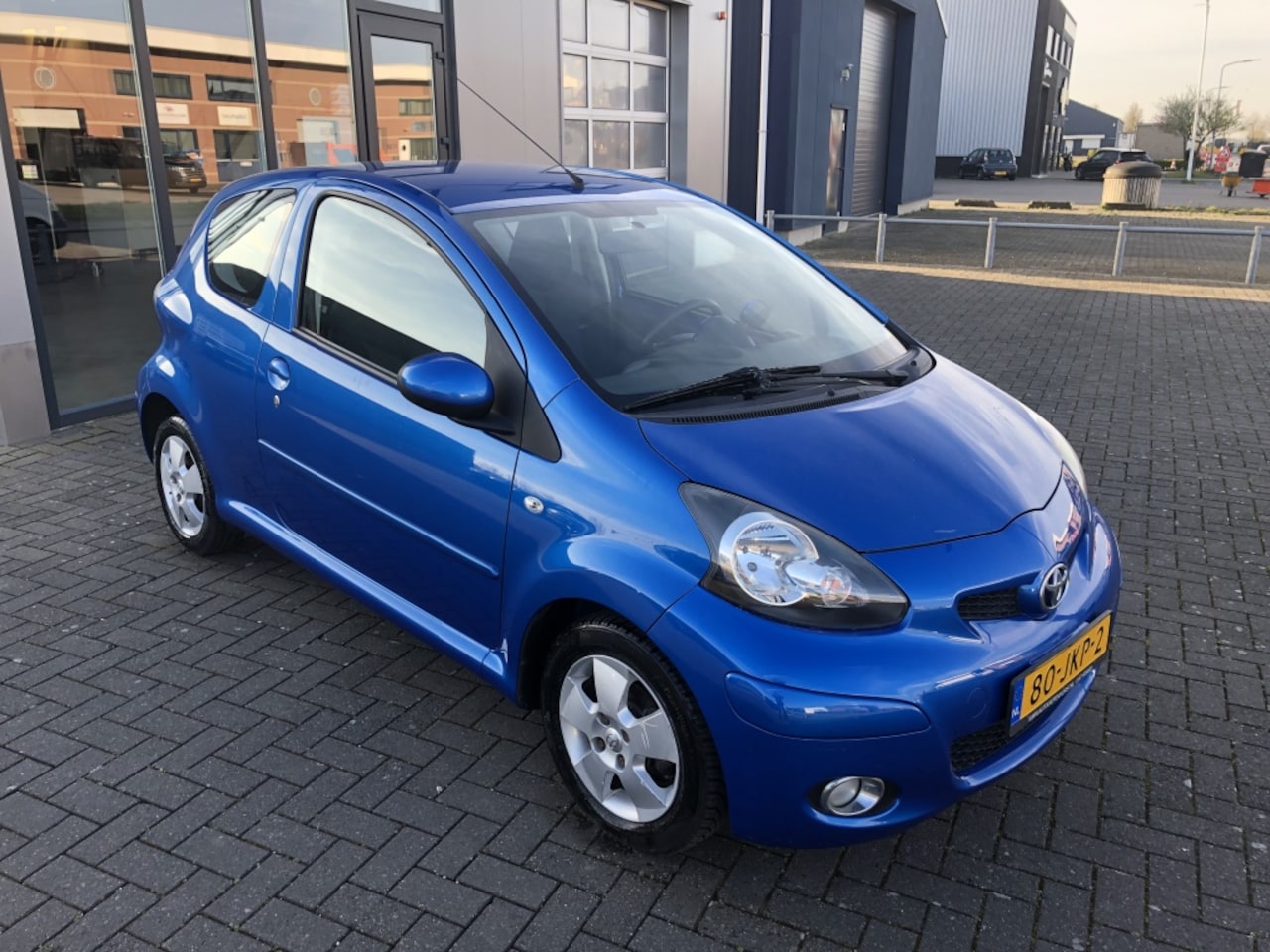 Toyota Aygo - 1.0-12V Dynamic Blue 1.0-12V Dynamic Blue - AutoWereld.nl