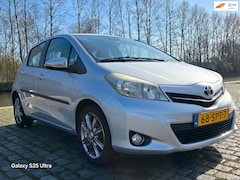 Toyota Yaris - 1.3 VVT-i Dynamic start stop Dealer onderhouden achteruit camera cruis control