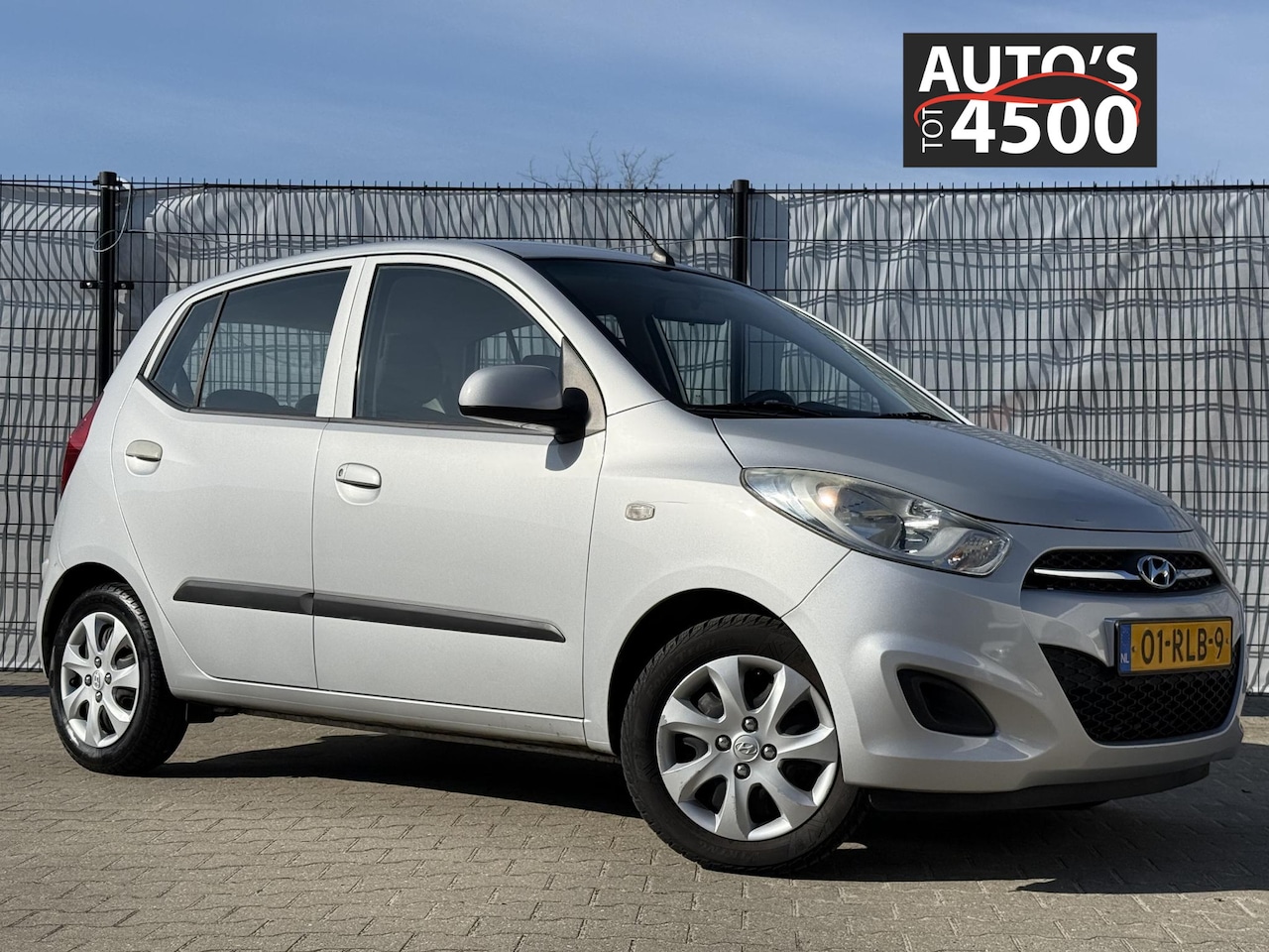 Hyundai i10 - 1.1 i-Drive Cool Airco! Nieuwe apk! - AutoWereld.nl