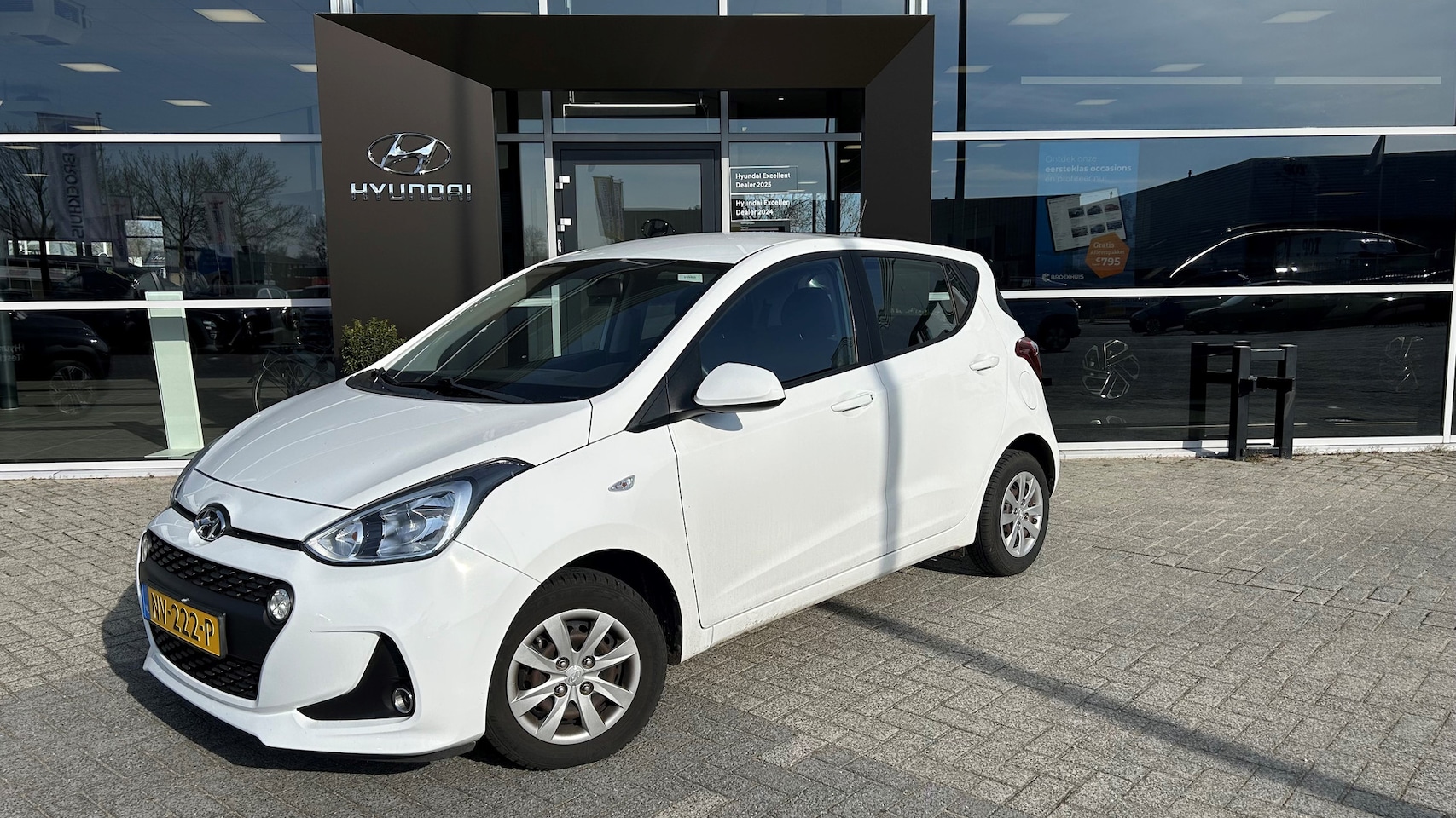 Hyundai i10 - 1.0i Go! 2017 | Cruise control | Stuurwiel multifunctioneel - AutoWereld.nl