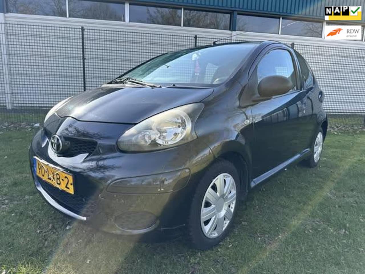 Toyota Aygo - 1.0-12V Access 1.0-12V Access - AutoWereld.nl