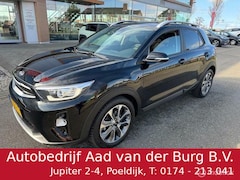 Kia Stonic - 1.0T 120pk DynamicPlusLine Automaat 17 inch velgen & banden , Navigatie + Camera Bluetooth