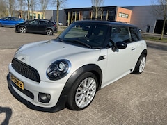 MINI John Cooper Works - 1.6 Works. PANO XENON NAVI