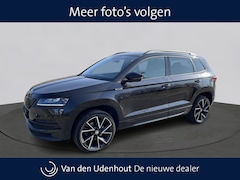 Skoda Karoq - 1.5 TSI 150pk Automaat Sportline / LED / Apple Carplay / Stoelverwarming