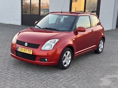 Suzuki Swift - 1.5 Exclusive Nw Apk Keyless Airco Cruise