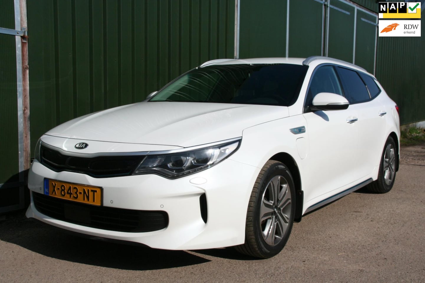 Kia Optima Sportswagon - 2.0 GDI PHEV Business DynamicLine 2.0 GDI PHEV Business DynamicLine, AIRCO, NAVIGATIE, TREKHAAK - AutoWereld.nl