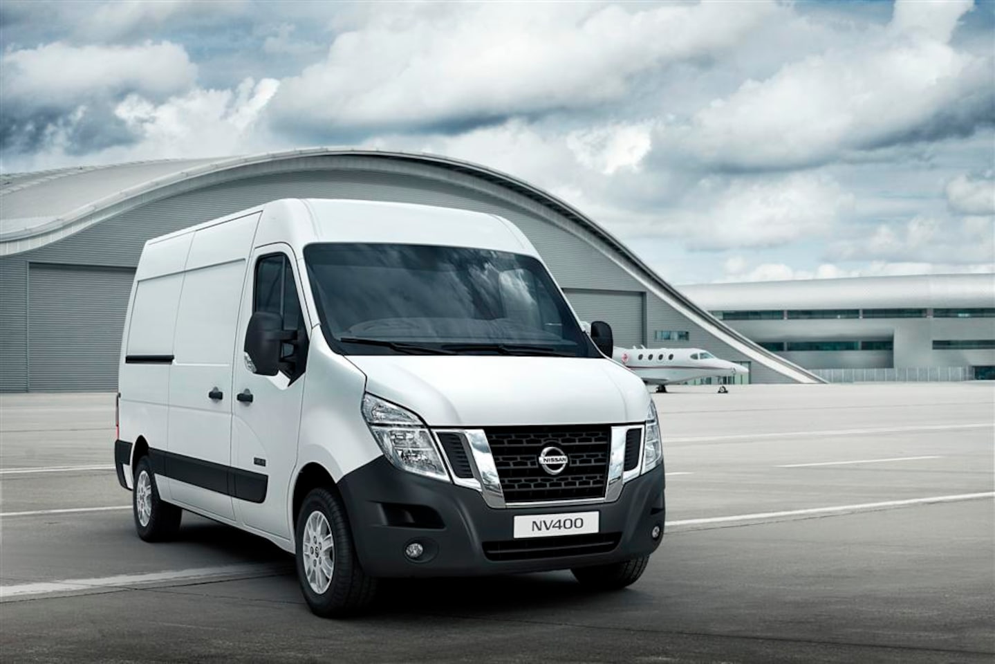 Nissan Interstar - VAN 2.3 dCi 135PK L2H2 3T5 N-Connecta - AutoWereld.nl