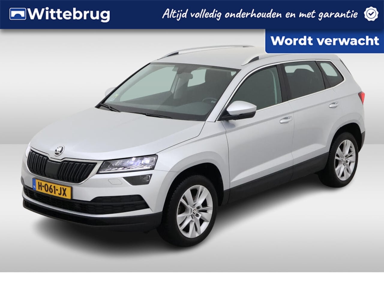 Skoda Karoq - 1.5 TSI 150pk ACT Business Edition / Navigatie / Camera / Elek. Zwenkbare Trekhaak / LED / - AutoWereld.nl