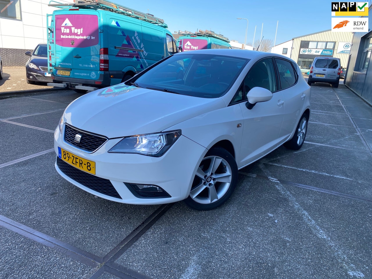 Seat Ibiza - 1.2 TSI Style/5drs/1jaar apk/ airco/ navi/ cruise control/ EL-ramen/ zeer nette auto. - AutoWereld.nl