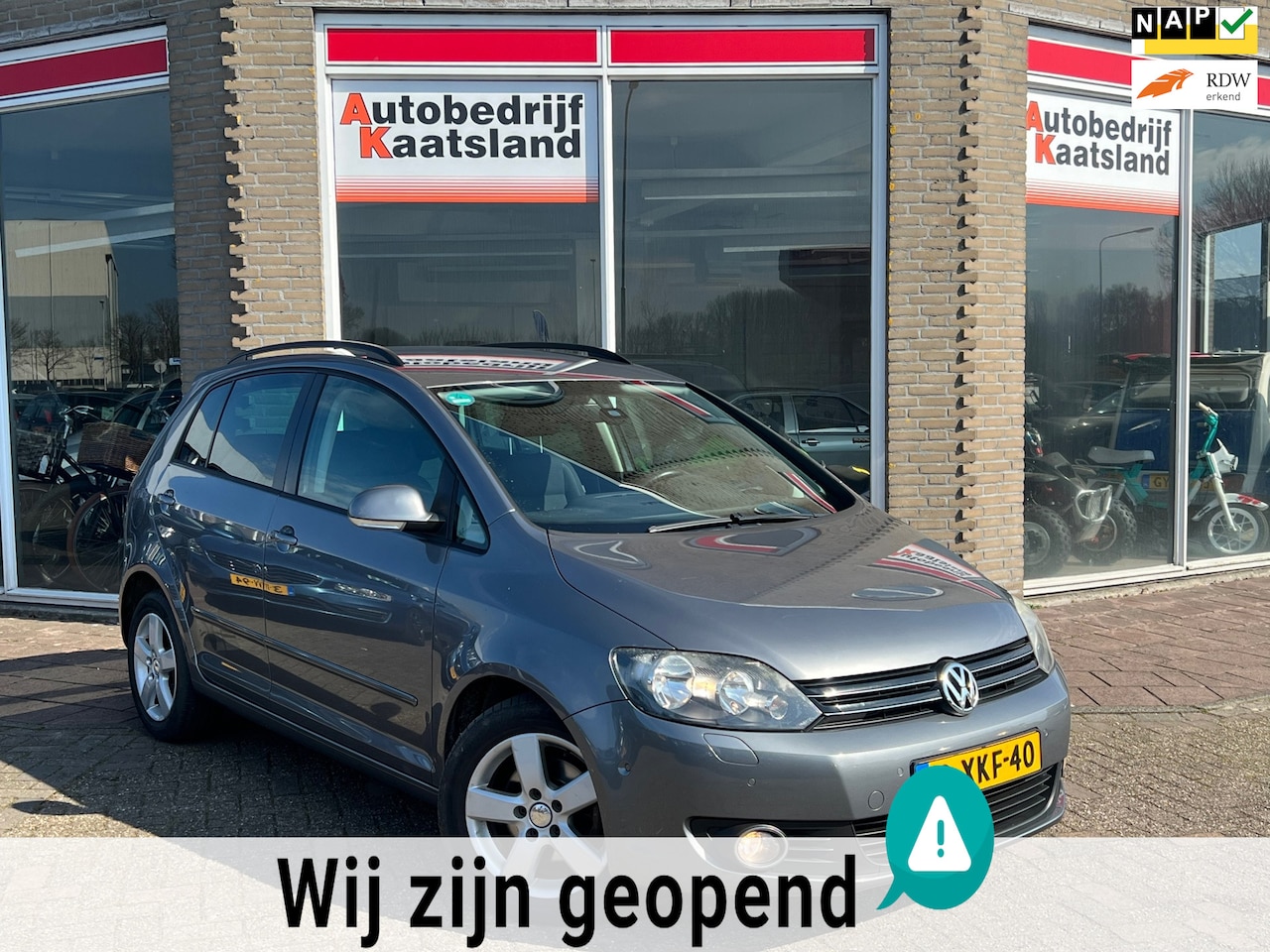 Volkswagen Golf Plus - 1.6 TDI Highline DSG - Trekhaak - PDC - AutoWereld.nl