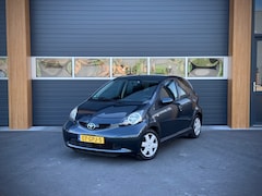 Toyota Aygo - 1.0-12V +/AUTOMAAT/Park. Sens./Airco/ ORG. NL/ 5 drs