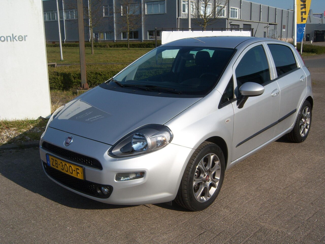 Fiat Punto Evo - 0.9 TwinAir 100pk 5d Sempre - AutoWereld.nl