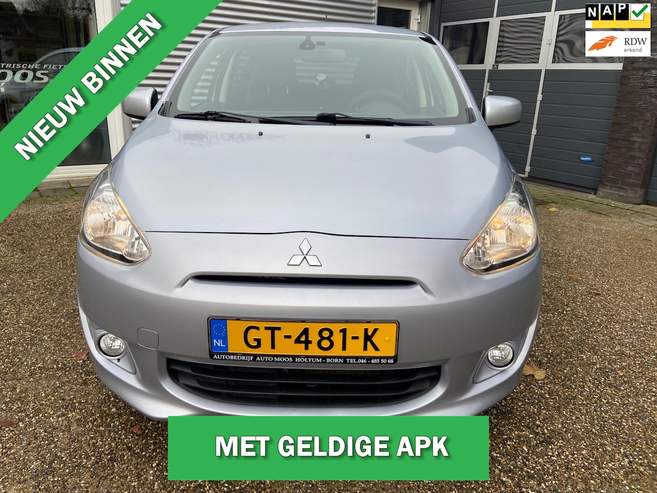 Mitsubishi Space Star - 1.0 Bright lage km std met airco winterbanden afstd bediening - AutoWereld.nl