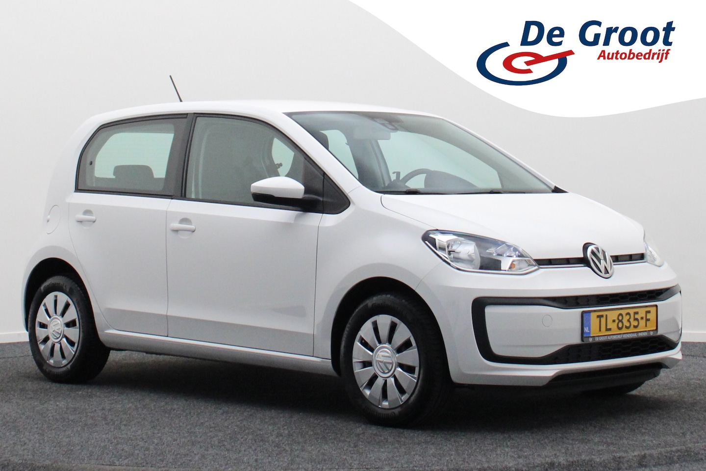 Volkswagen Up! - 1.0 BMT move up! 1.0 BMT move up! 5-Deurs, Airco, Bluetooth, Elektrisch Pakket, DAB Radio, USB - AutoWereld.nl