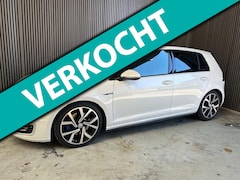 Volkswagen Golf - 1.4 TSI GTE