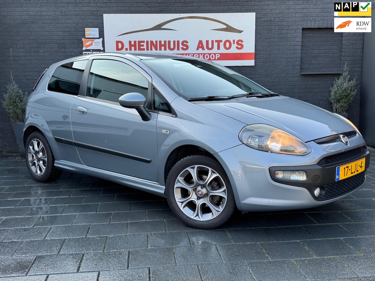 Fiat Punto Evo - 1.4 Racing *MOOIE SPORTIEVE UITVOERING* - AutoWereld.nl