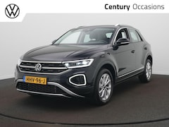 Volkswagen T-Roc - 1.5 TSI Style Automaat -Trekhaak - Clima - Camera