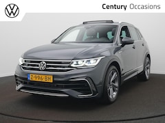 Volkswagen Tiguan - 1.5 TSI R-Line Business Panoramadak / Navigatie / Camera / Automaat