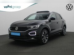 Volkswagen T-Roc - 1.5 TSI 150 pk DSG Sport Business R / R-Line | Panoramadak | Trekhaak | Achteruitrijcamera