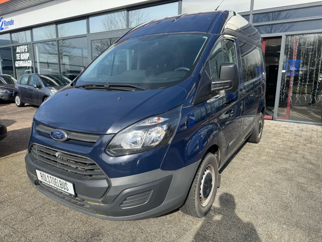 Ford Transit Custom - 310 2.2TDCI L1H1AmEC ROLSTOELBUS NW. APK BJ 2015 !!! - AutoWereld.nl