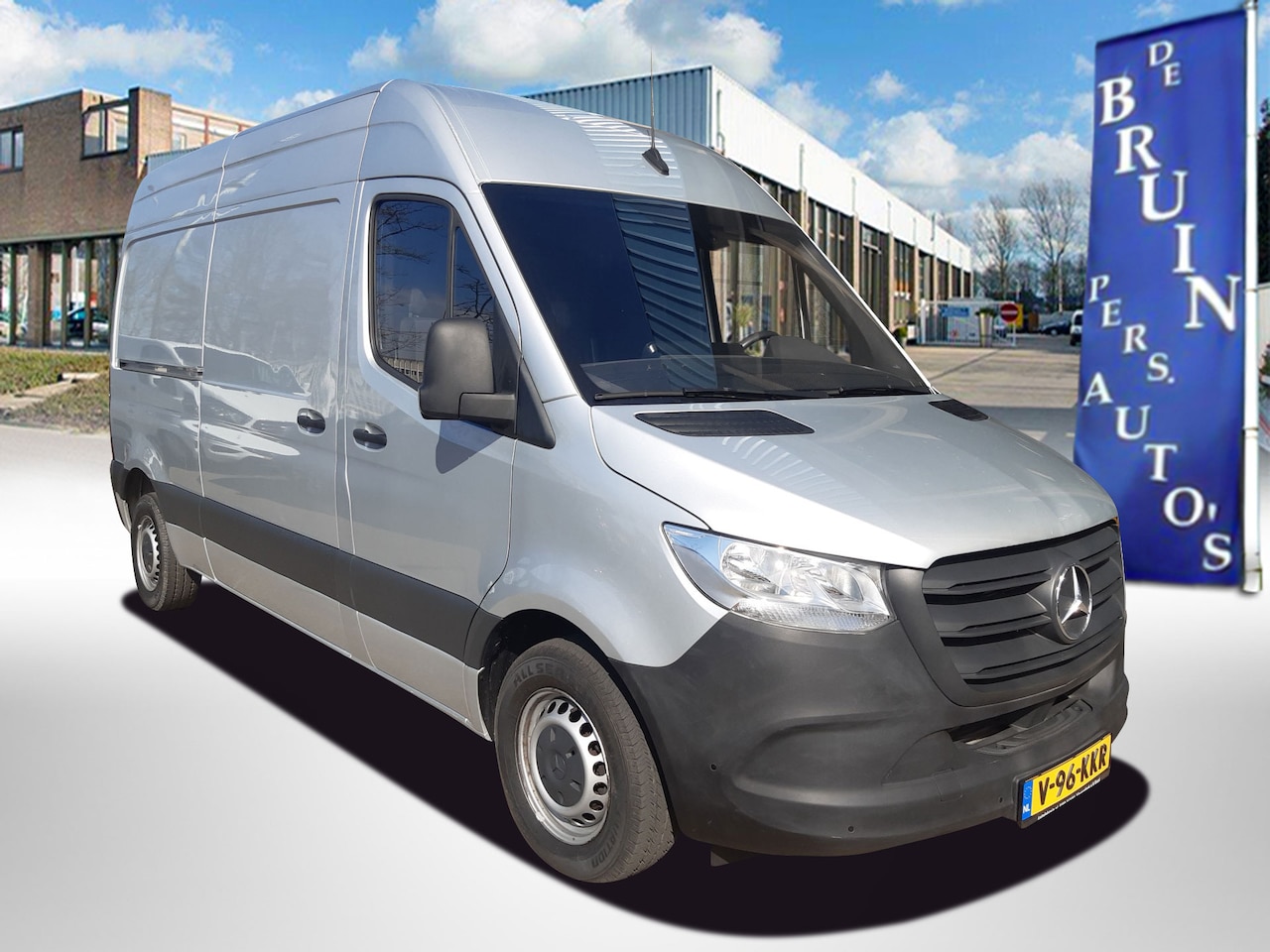 Mercedes-Benz Sprinter - L2H2 103 Kw/ 140Pk Autm. Airco Achteruitrijcamera Parkeersensors - AutoWereld.nl