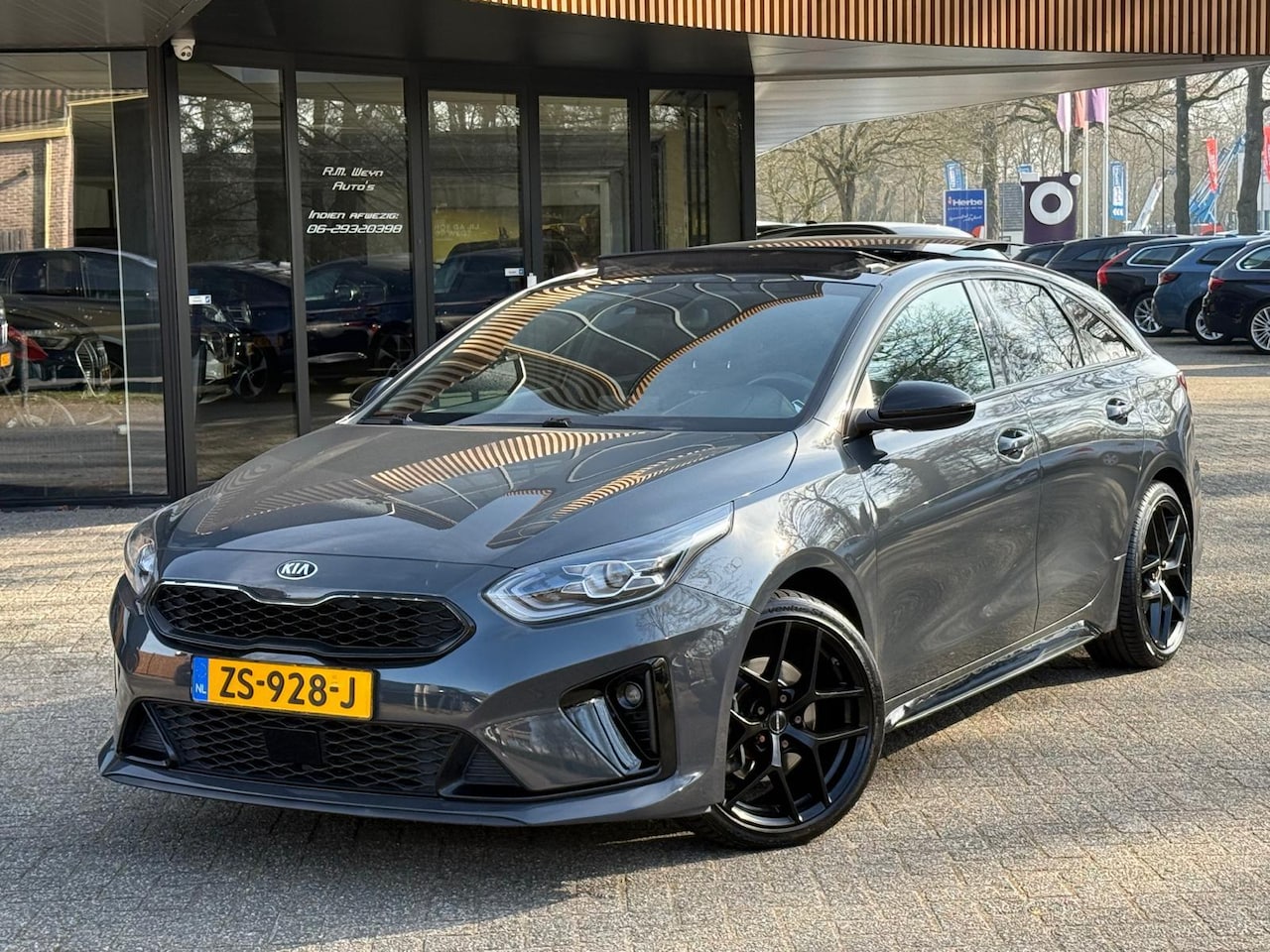 Kia Pro cee'd - 1.4 T-GDI GT-PlusLine/Pano/ACC/Lane/JBLAudio/Camera/Sportuitlaat/Winterpakket/Carplay/Alca - AutoWereld.nl