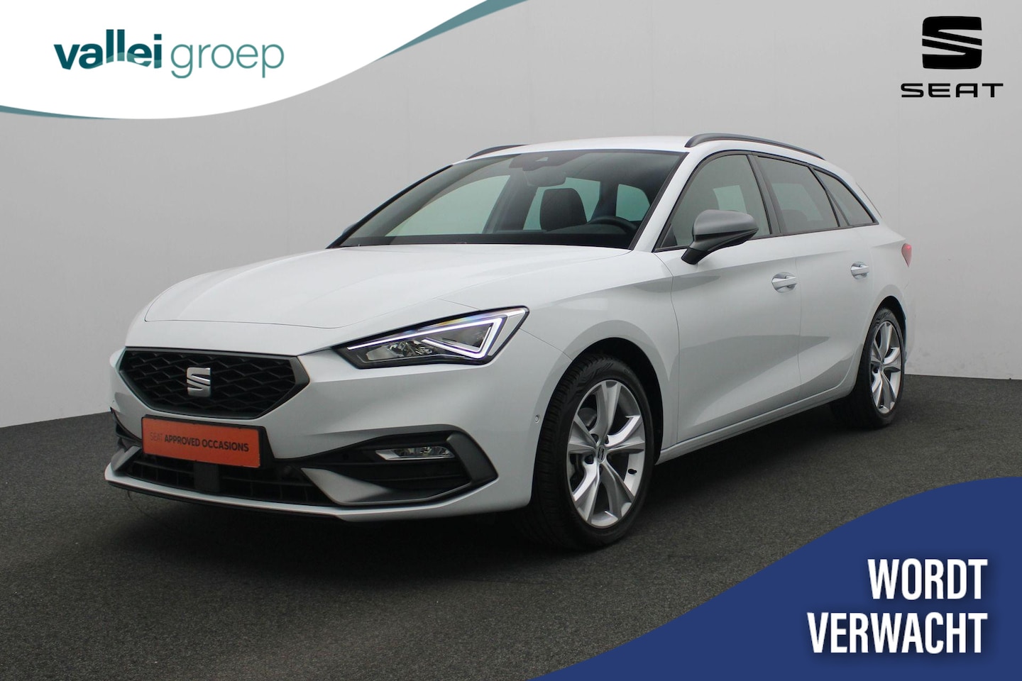 Seat Leon Sportstourer - 1.0 TSI 110 pk FR Business Intense | Trekhaak | Stuur-/stoelverwarming | Achteruitrijcamer - AutoWereld.nl