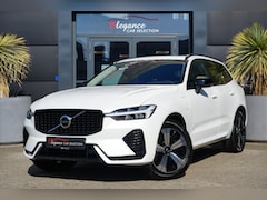 Volvo XC60 - 2.0 T6 Plug-in hybrid AWD Plus Dark 350pk Panoramadak/Stoelverwarming/HarmanKardon