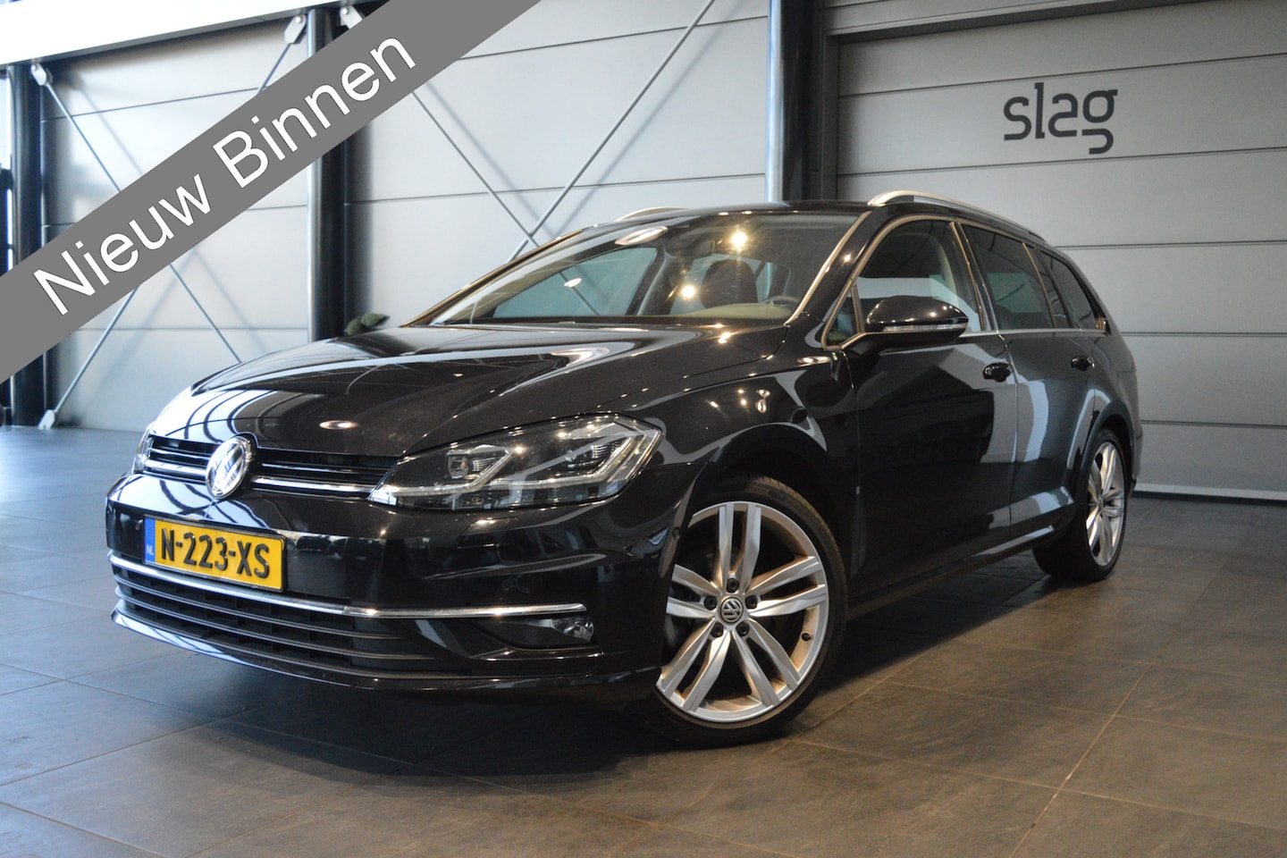 Volkswagen Golf Variant - 1.5 TSI Highline navi clima camera led trekhaak 18 inch 150 pk !! - AutoWereld.nl