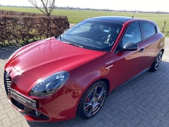 Alfa Romeo Giulietta - 1.750 Turbo Veloce Bose, Panorama dak, Apple CarPlay, Parkeersensoren en Camera