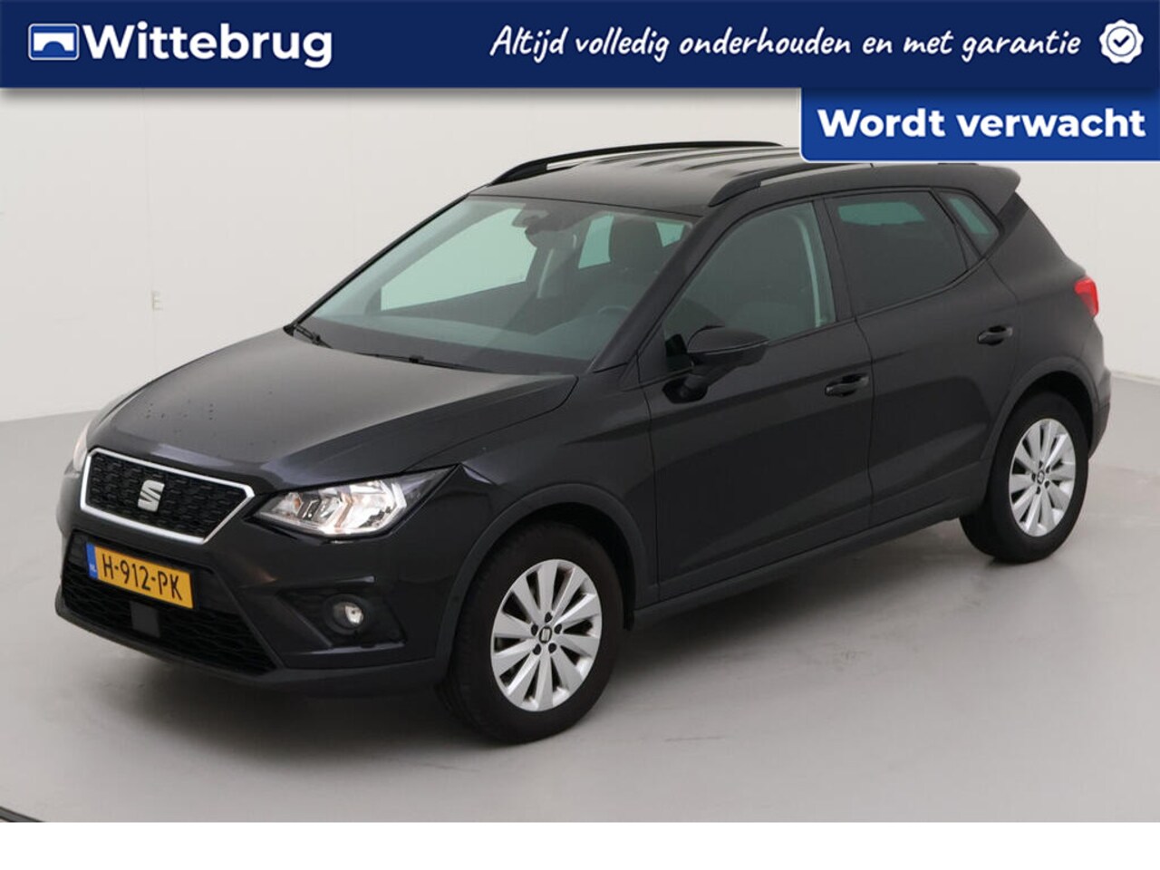 Seat Arona - 1.0 TSI Style Business Intense / Metallic/ Clima/ Navi/ Camera/ Do Glas/ Parkeersensor/ LM - AutoWereld.nl