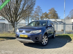 Mitsubishi Outlander - 2.4 Instyle |Navi| Airco| 7P |