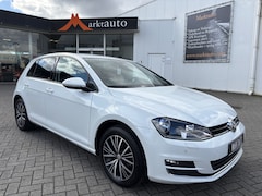 Volkswagen Golf - 1.2 TSI Allstar Navi Bluetooth PDC Stoelverwarming