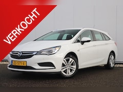 Opel Astra Sports Tourer - 1.0 Turbo Business 105PK Trekhaak Sportstoelen 16 inch Navigatie Carplay Android Clima Cru